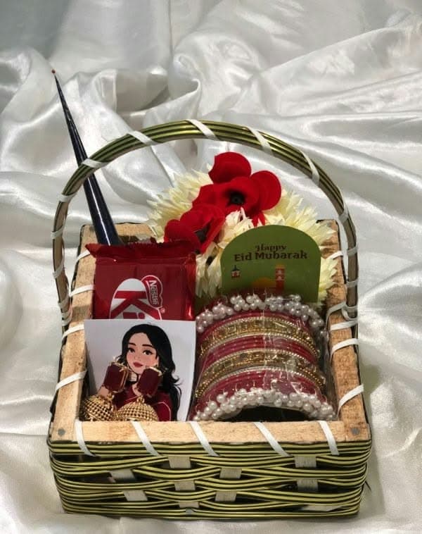 Gift Basket for Her – Luxury Bangles, Chocolates & Floral Hamper